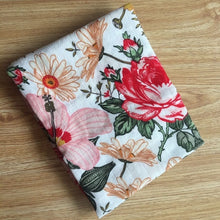 Load image into Gallery viewer, 70%bamboo+30% Cotton Muslin Swaddles Wrap Burpy Towel Scraf Bibs Muslin Baby Blankets Newborn Diaper Pielucha 60*60cm
